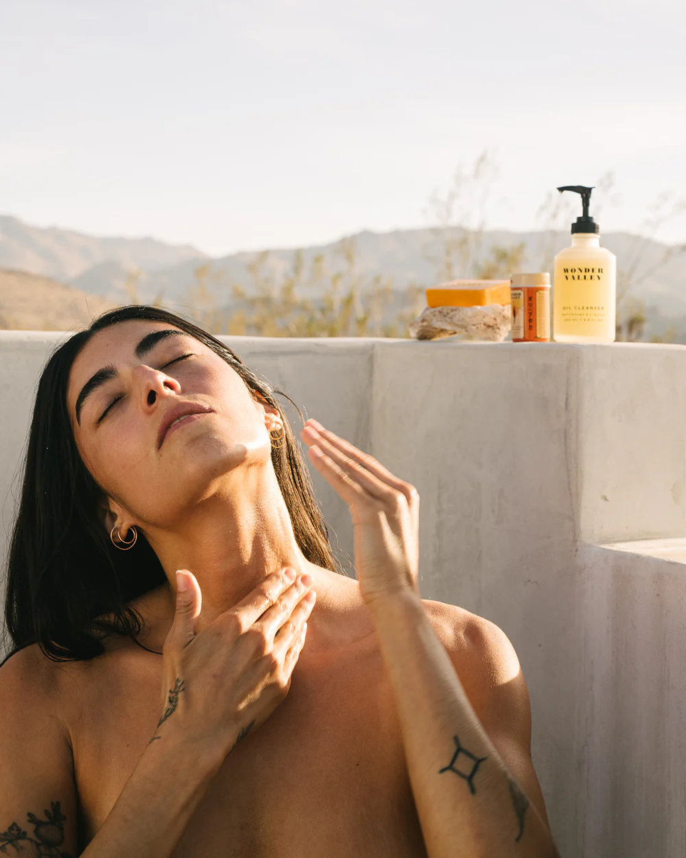 Olive & Lotus Exfoliant - Image 7