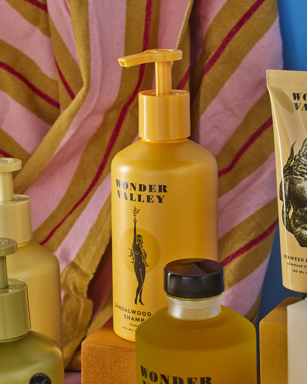 Sandalwood Yuzu Shampoo - Image 8